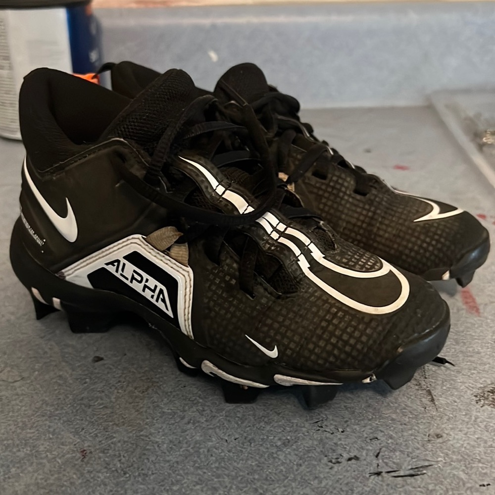 Nike Alpha FastFlex Football Cleats